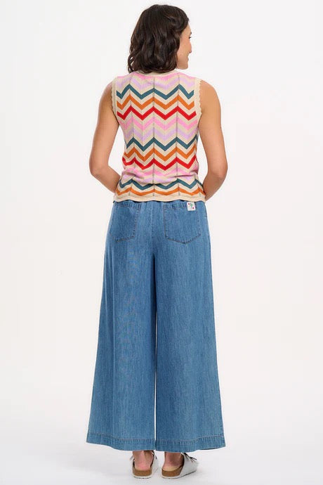 Sugarhill Brighton Rosy V-Neck Knit Vest - Cream, Rainbow Chevron Stripes