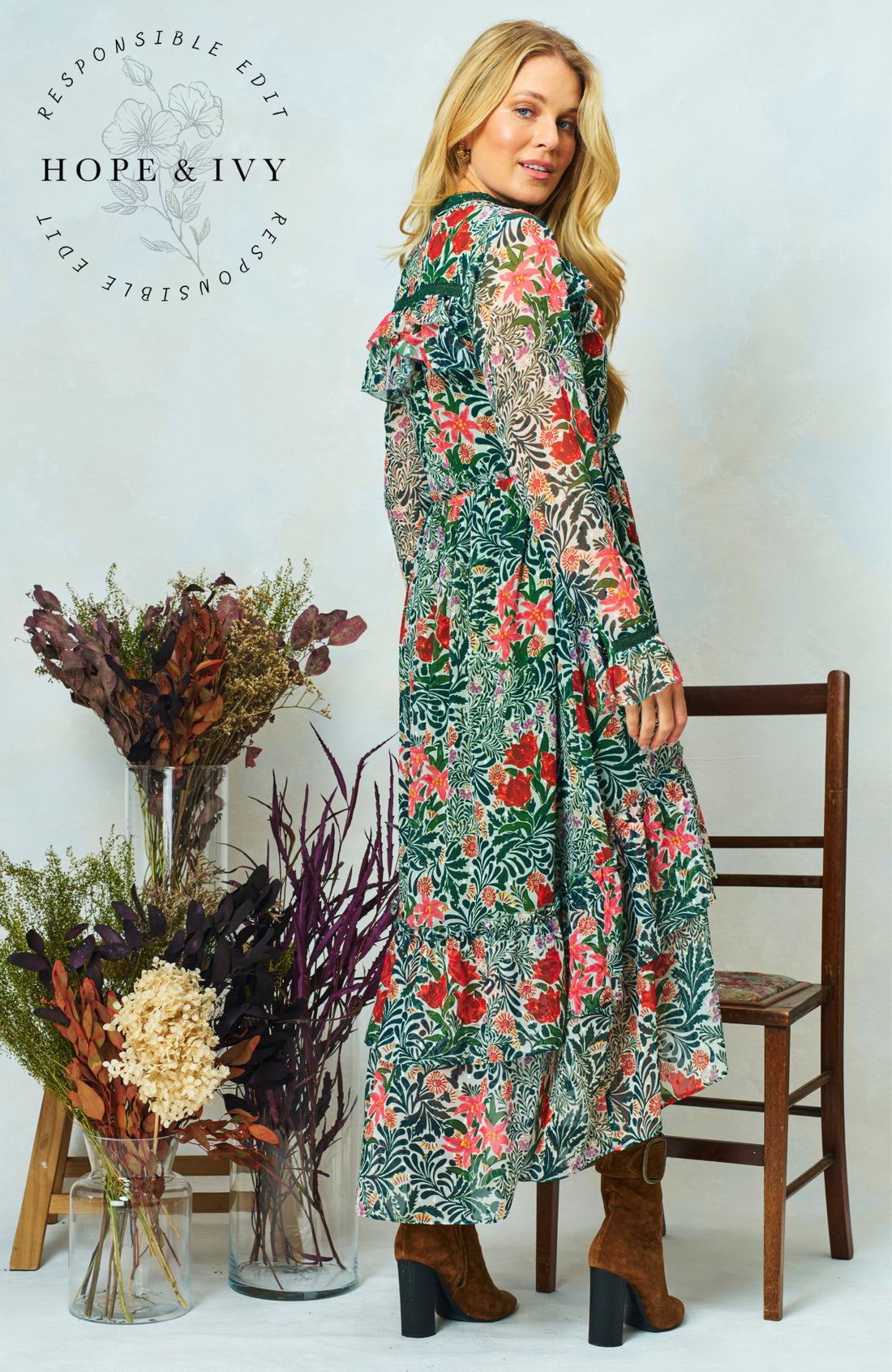 Hope & Ivy The Robin - In Collaboration with The William Morris Society