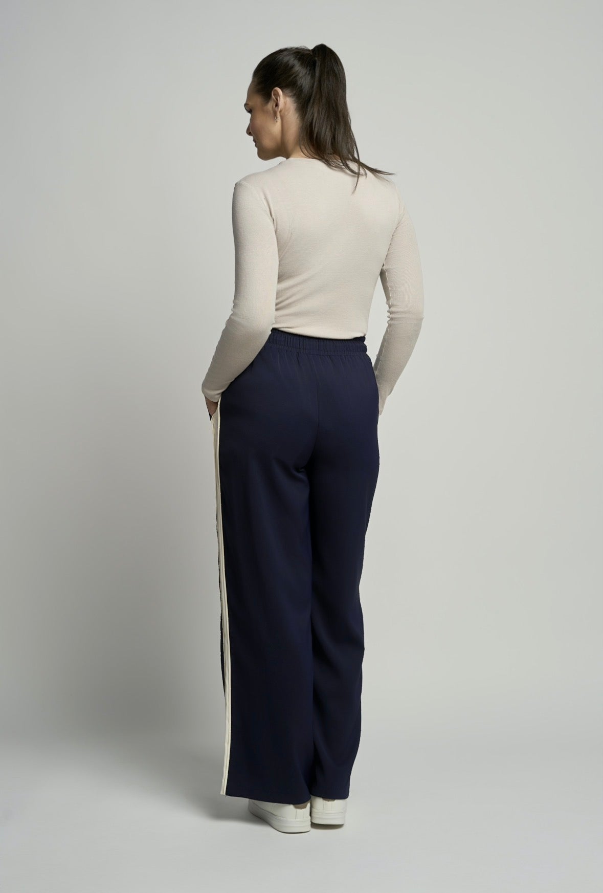 PINNS Sport-Luxe Wide-Leg Trousers - Navy/Ecru