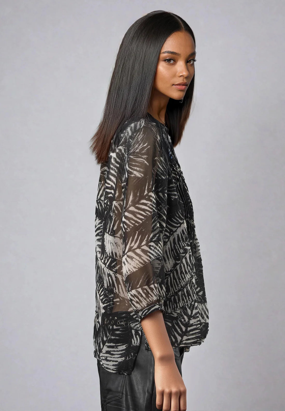 Religion Zoe Shirt Vamp Black & White