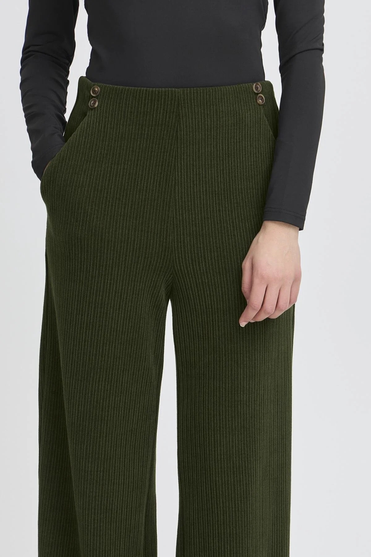 ICHI Kate Corduroy Trousers - Riffle Green