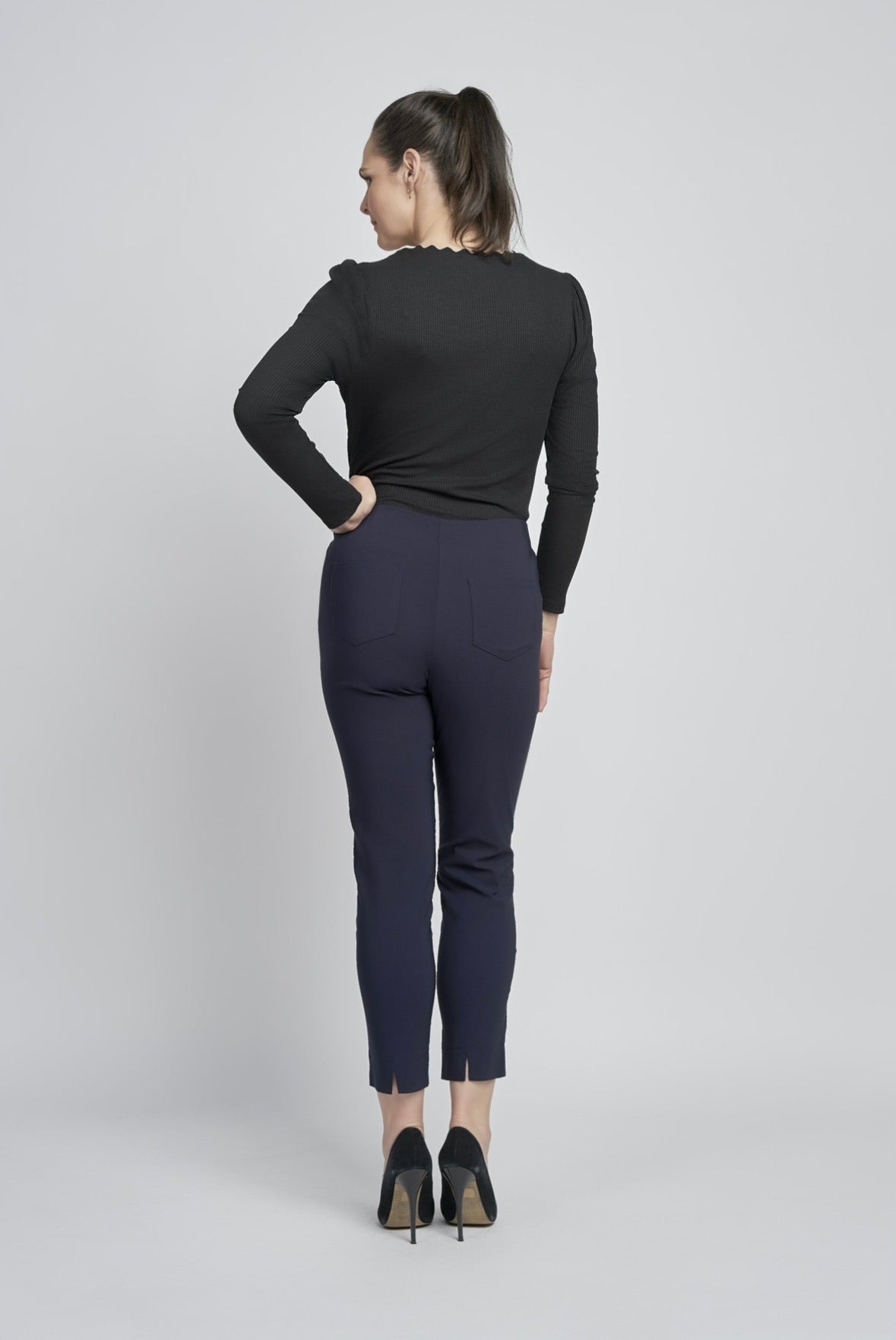 PINNS Slim Leg Ankle Grazer - Navy