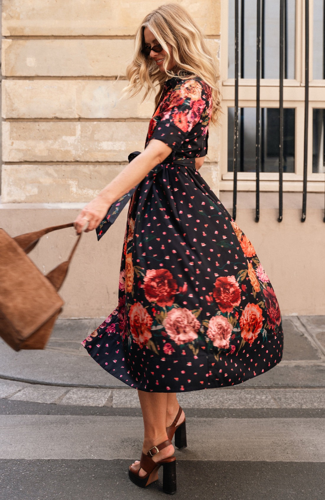 Hope & Ivy The Merrielle Shirt Dress - Black Floral