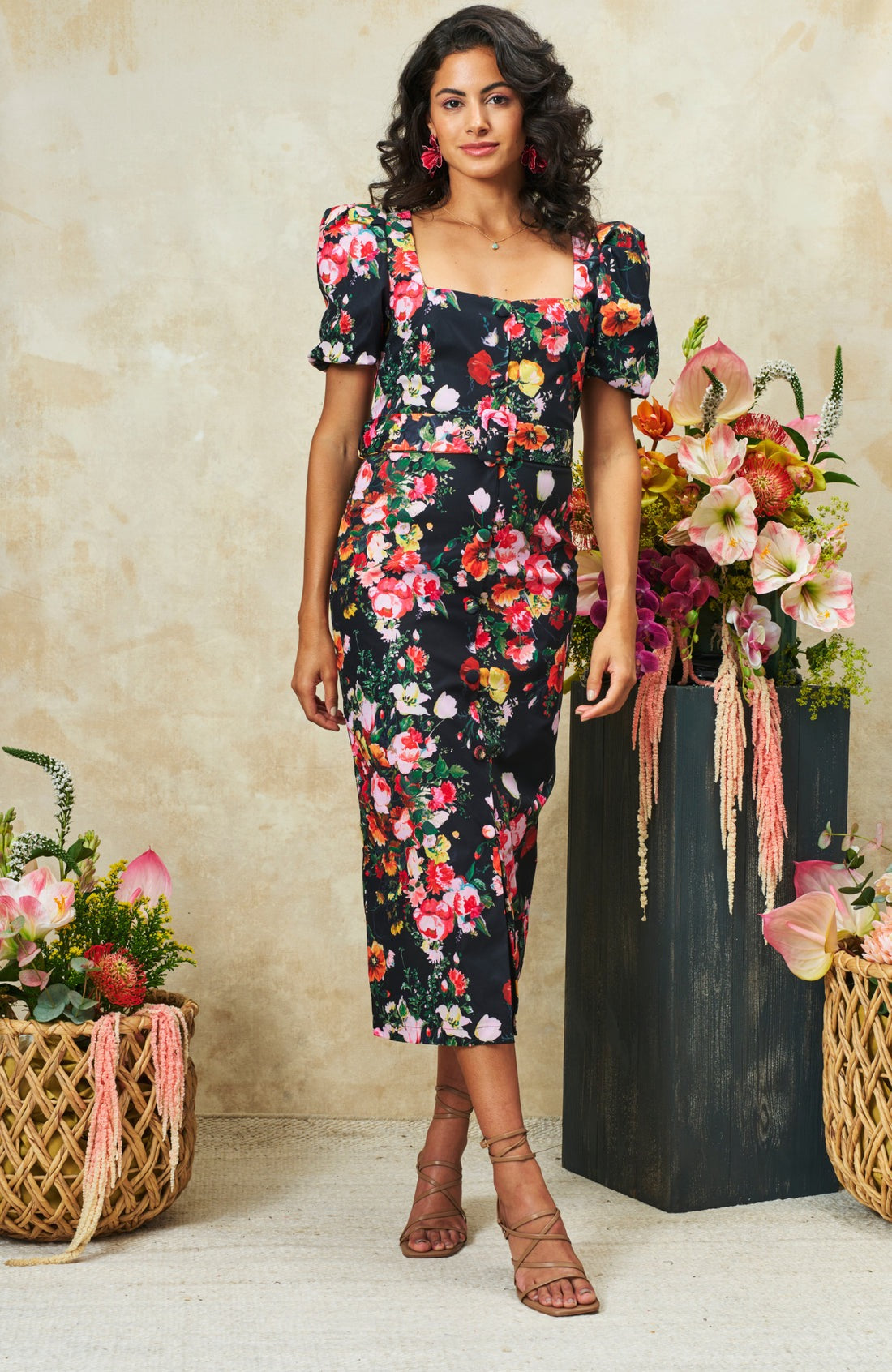 Hope & Ivy Trisha Puff Sleeve Midi Pencil Dress