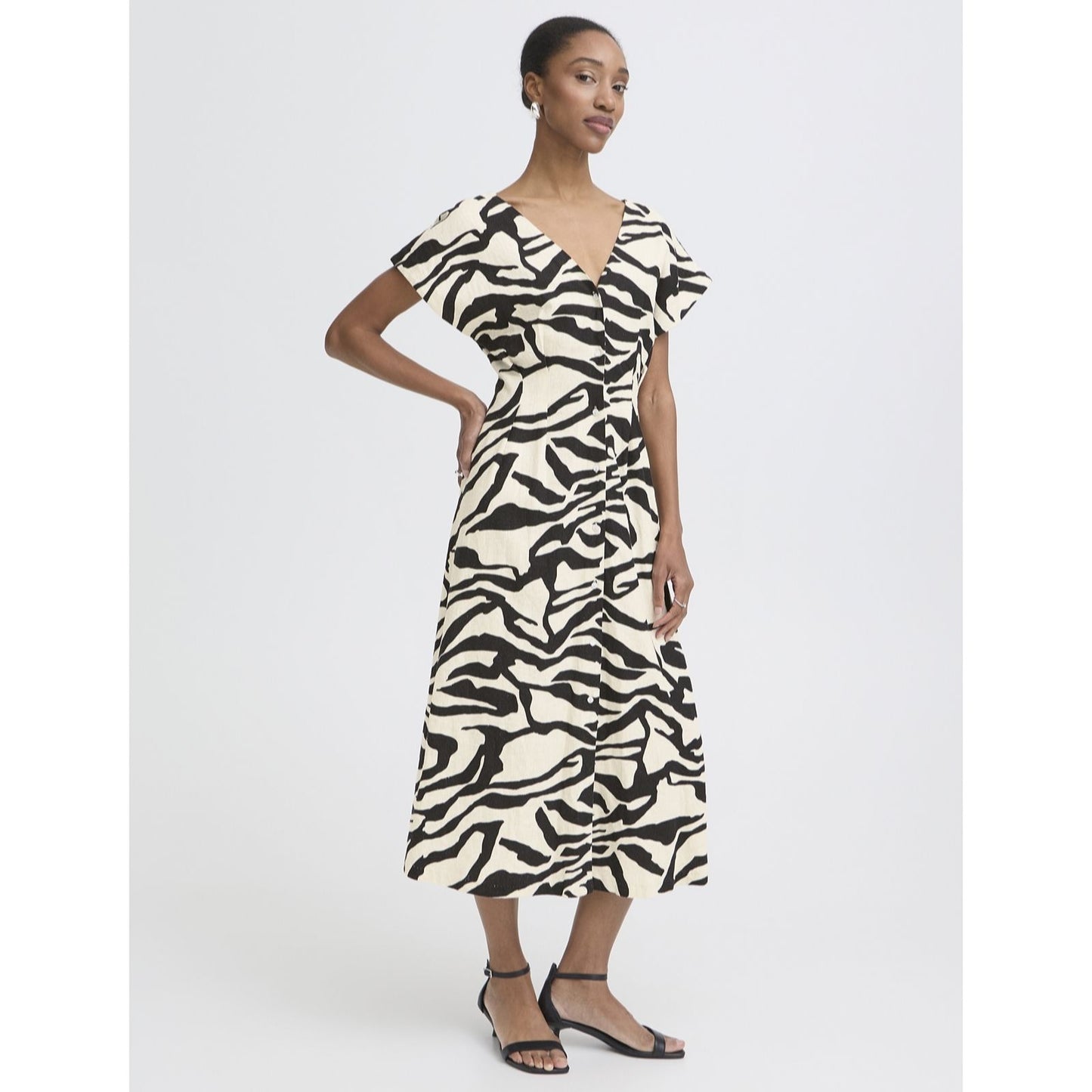 ICHI Linno Linen Dress - Zebra
