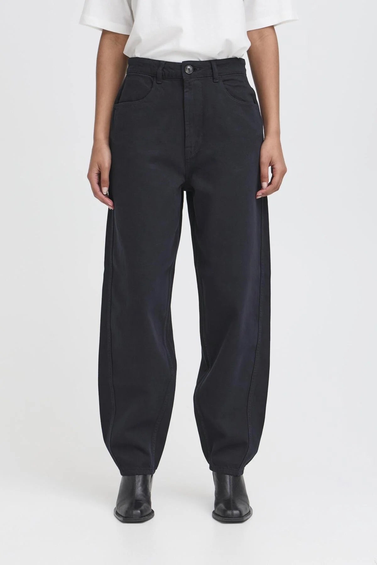ICHI Hezano Tapered Jeans