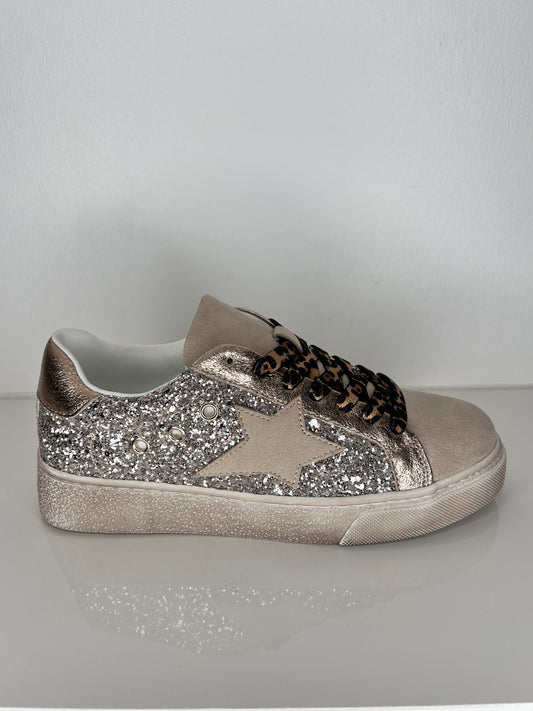 Findlay Star Trainer - Silver Sparkly Distressed Sole