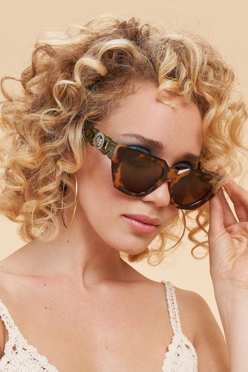 Powder Luxe Zelia Sunglasses - Tortoiseshell/Olive